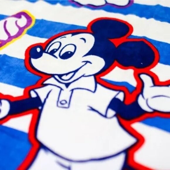 Disney Mickey Mouse & Friends Minnie Striped 100% Cotton Beach Towel 28" x 58" - Picture 2 of 8